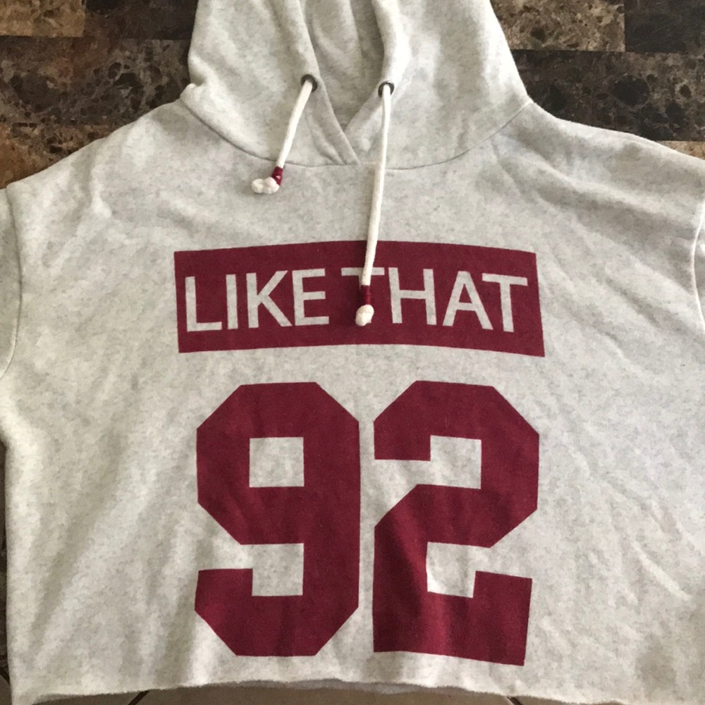 Cropped Grey Sweatshirt
